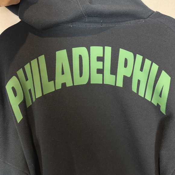 Philadelphia Eagles Sweatshirt Womens Small Black NFL Football Junk Food Hoodie - Picture 6 of 12